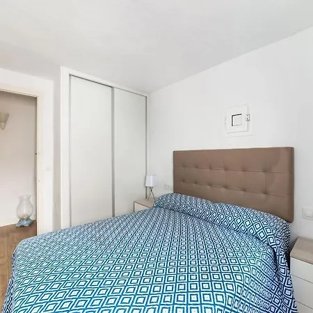 Apartment Holiday In Vell With Sea View *