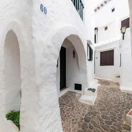 Holiday In Vell With Sea View شقة